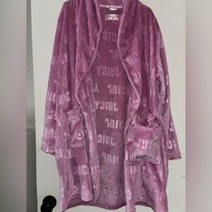 Juicy Couture Robe